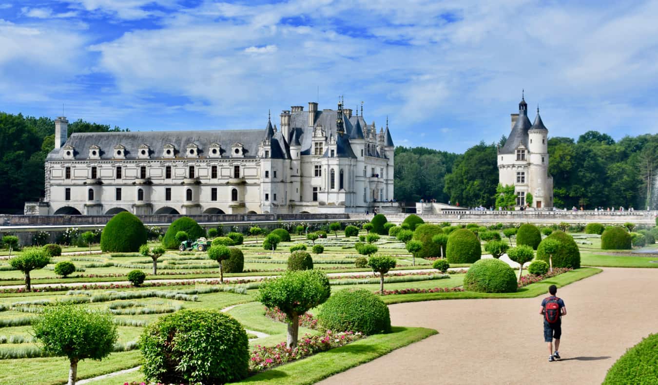 Backpacking Europe: My 6 Step Guide to Planning a Trip in 2025